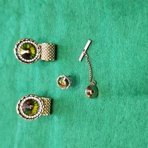 Cuff Link set w/Tie Tack